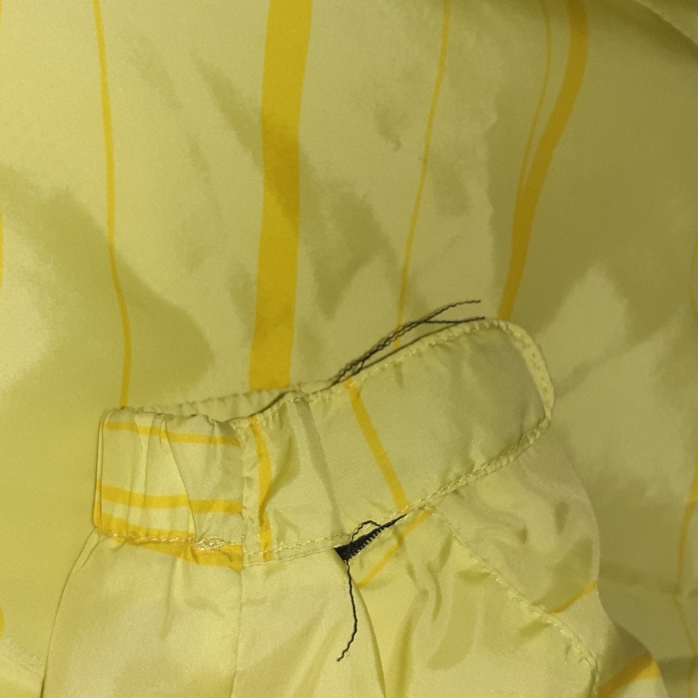 Women's New Balance Windbreaker Jacket - Picture 9 of 9